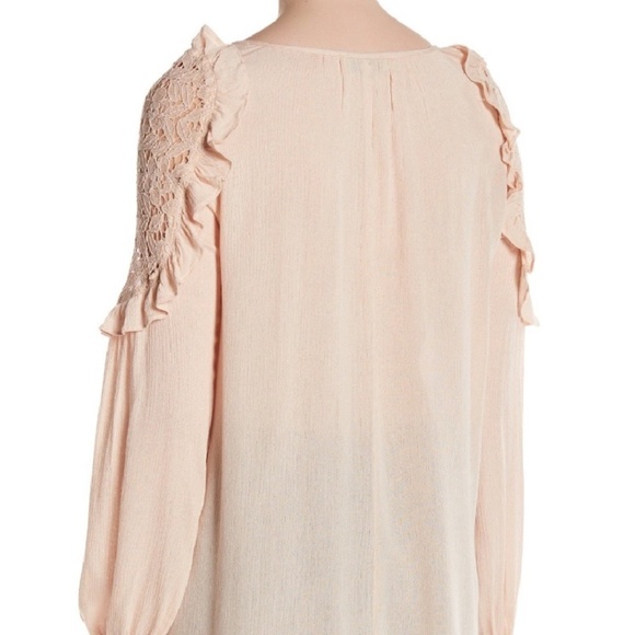 Boho Lace Accent Blouse - Picture 3 of 5